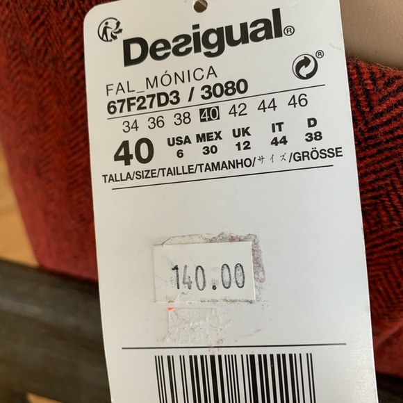 Desigual new skirt - Picture 2 of 2